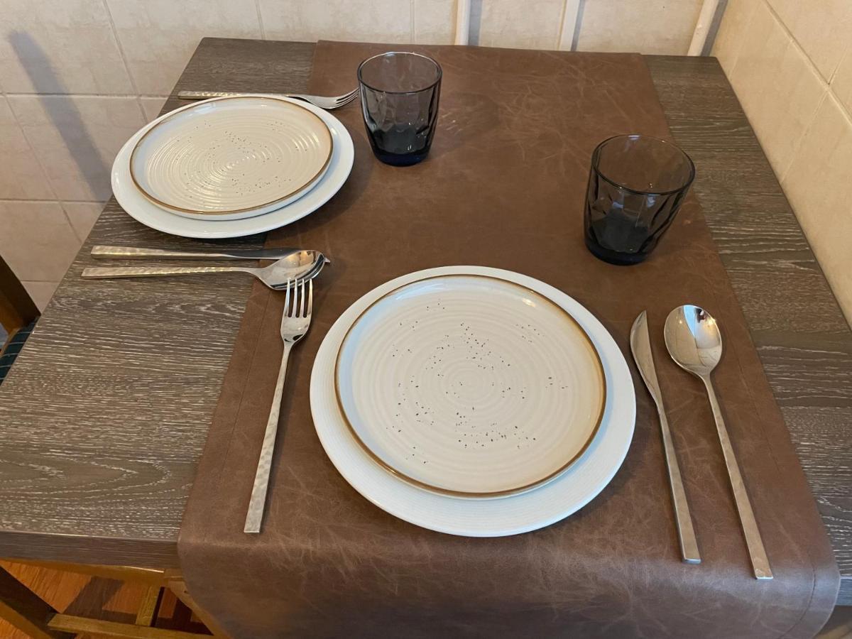 Appartement 2 chambres avec parking privé gratuit Dijon Extérieur photo